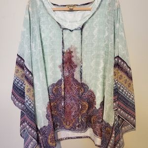 Womens Plus size xxl poncho, Shell and tank blouse.